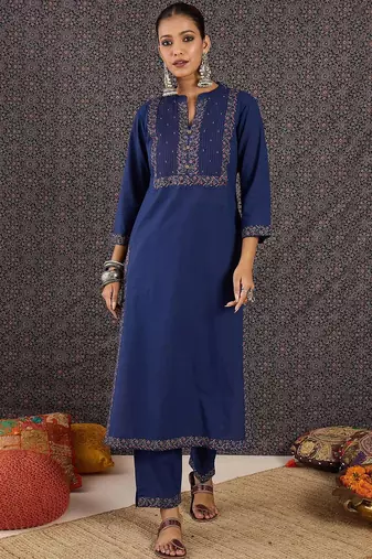 Embroidered Notch Neck Thread Work Pure Cotton Kurta With Trousers & Dupatta