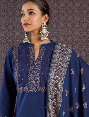 Embroidered Notch Neck Thread Work Pure Cotton Kurta With Trousers & Dupatta 3