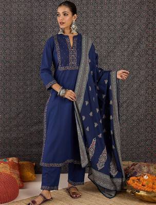 Embroidered Notch Neck Thread Work Pure Cotton Kurta With Trousers & Dupatta 4