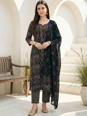 Women Ethnic Motifs Printed Regular Pure Cotton Kurta with Trousers & With Dupatta 5