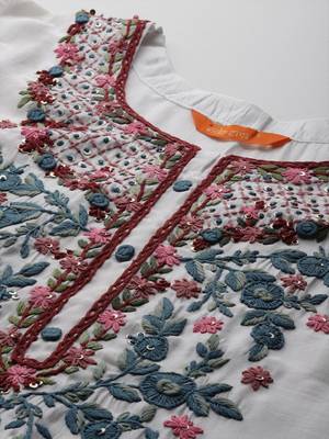 Women Floral Embroidered Thread Work Kurta With Trousers & Dupatta 3