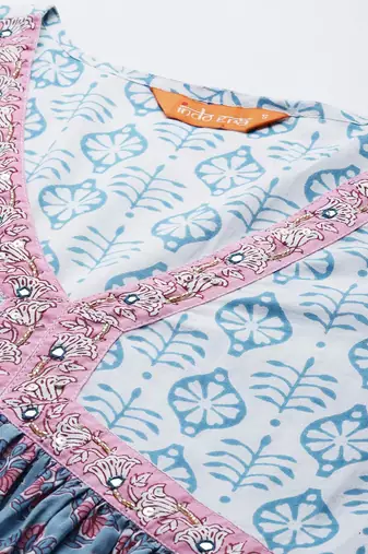 Floral Printed Empire Beads and Stones Pure Cotton Kurta with Trousers & Dupatta