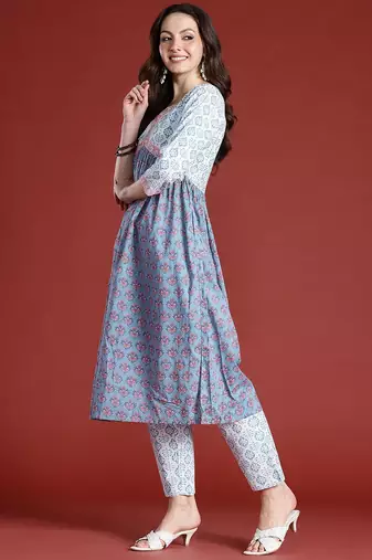 Floral Printed Empire Beads and Stones Pure Cotton Kurta with Trousers & Dupatta