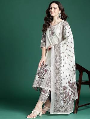 Floral Embroidered Pure Cotton Kurta with Trousers & Dupatta 1