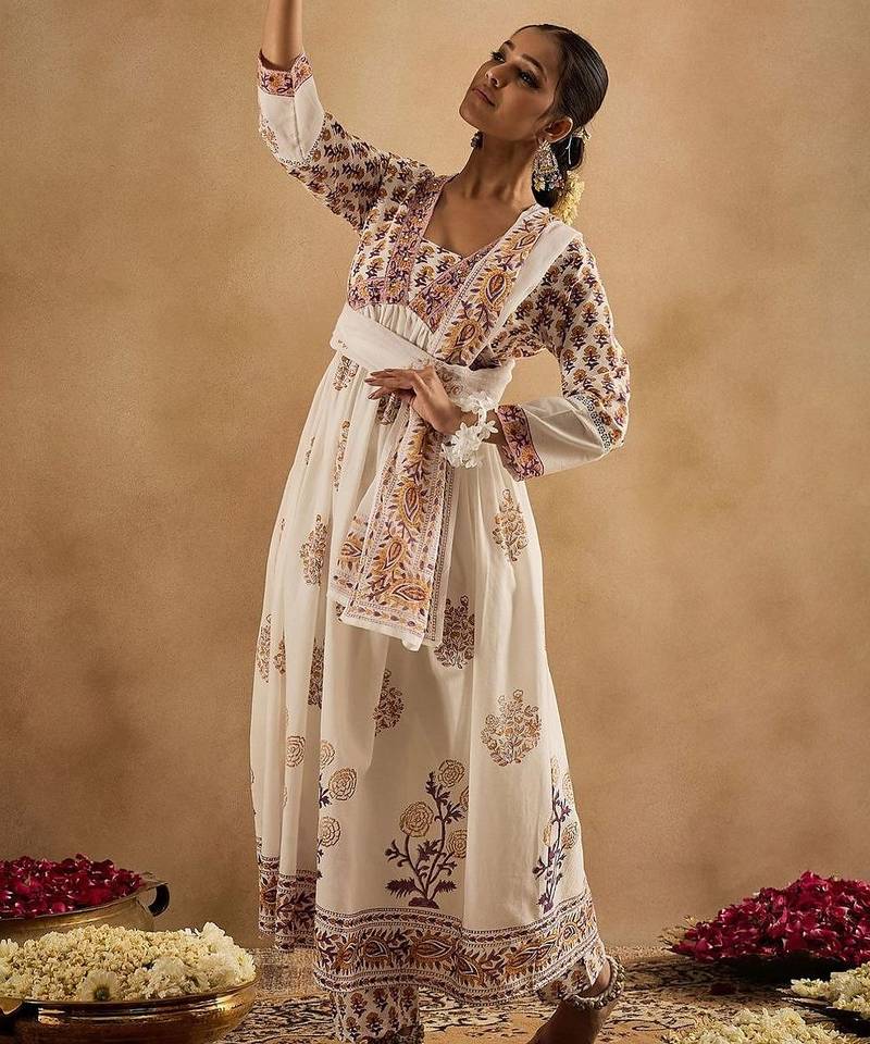 Women Ethnic Motifs Printed Empire Pure Cotton Kurta with Trousers & With Dupatta