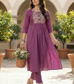Women Ethnic Motifs Embroidered Panelled Thread Work Pure Cotton Kurta with Trousers