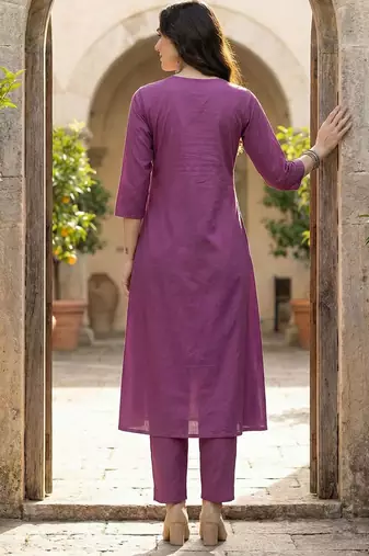 Women Ethnic Motifs Embroidered Panelled Thread Work Pure Cotton Kurta with Trousers