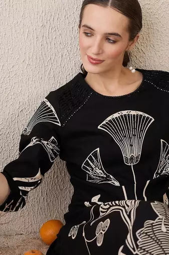Ethnic Motifs Printed Round Neck Sequinned Straight Kurta With Palazzos