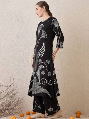 Ethnic Motifs Printed Round Neck Sequinned Straight Kurta With Palazzos 3