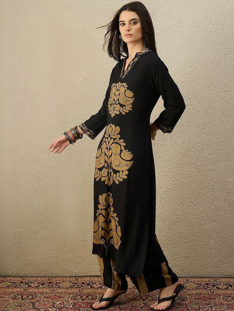 Women Ethnic Motifs Printed Regular Sequinned Kurta with Palazzos