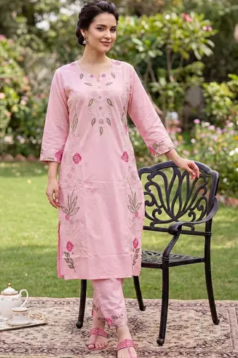 Women Floral Embroidered Regular Thread Work Pure Cotton Kurta with Trousers