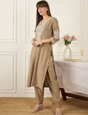 Floral Printed Thread Work Pure Cotton Kurta With Palazzos 3