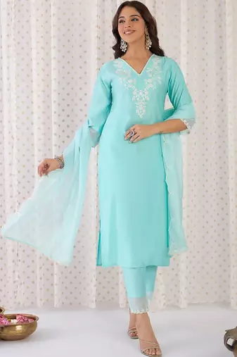 Floral Yoke Design Liva Straight Kurta With Trousers & Dupatta
