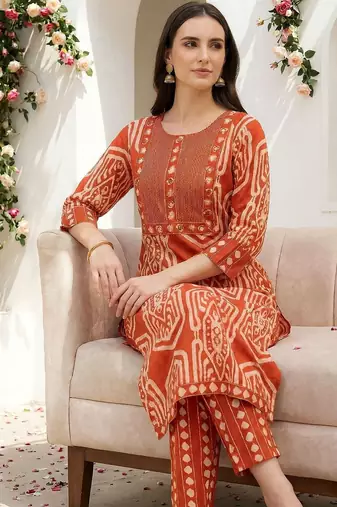 Women Ethnic Motifs Printed Regular Pure Cotton Kurta with Trousers