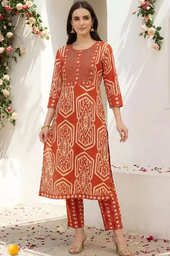 Women Ethnic Motifs Printed Regular Pure Cotton Kurta with Trousers
