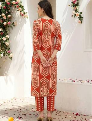 Women Ethnic Motifs Printed Regular Pure Cotton Kurta with Trousers 6