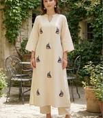 Women Embroidered Regular Thread Work Pure Cotton Kurta with Palazzos