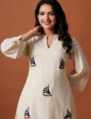 Women Embroidered Regular Thread Work Pure Cotton Kurta with Palazzos 6