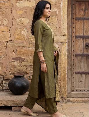 Women Ethnic Motifs Embroidered Regular Thread Work Kurta with Trousers & With Dupatta 1