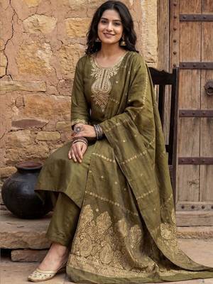 Women Ethnic Motifs Embroidered Regular Thread Work Kurta with Trousers & With Dupatta 5