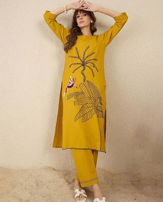 Floral Embroidered Round Neck Thread Work Pure Cotton Straight Kurta & Trousers 6