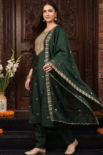 Women Ethnic Motifs Embroidered Regular Kurta with Trousers & With Dupatta