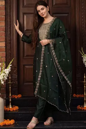 Women Ethnic Motifs Embroidered Regular Kurta with Trousers & With Dupatta