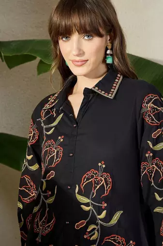 Women Black Floral Embroidered Thread Work Pure Cotton Kurti with Trousers