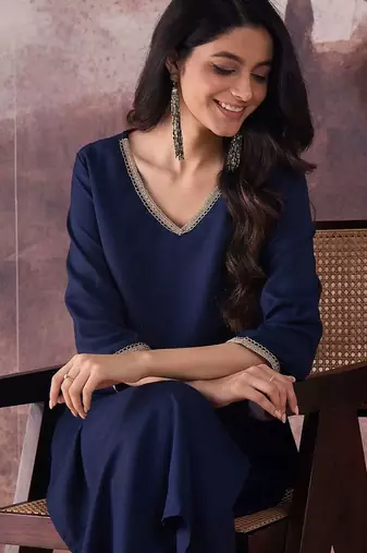Women Regular Kurta with Trousers
