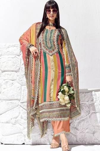 Women Ethnic Motifs Printed Regular Kurta with Trousers & With Dupatta
