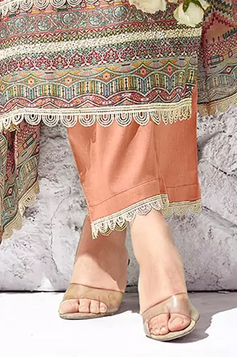 Women Ethnic Motifs Printed Regular Kurta with Trousers & With Dupatta