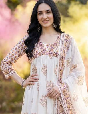 Women Ethnic Motifs Printed Regular Pure Cotton Kurta with Trousers & With Dupatta 3