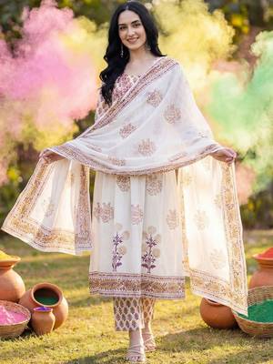 Women Ethnic Motifs Printed Regular Pure Cotton Kurta with Trousers & With Dupatta 5