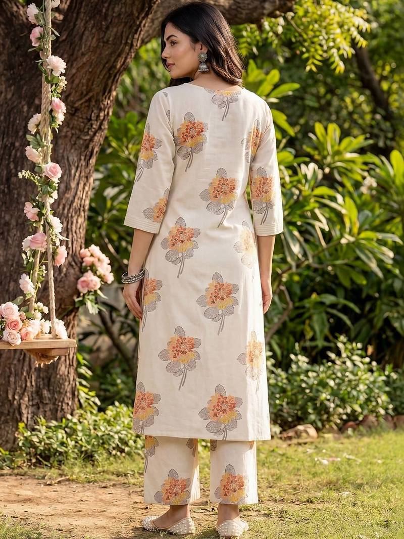 Women Floral Printed Regular Kurta with Palazzos