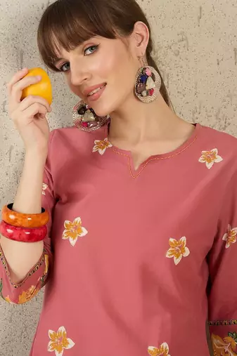 Floral Printed Round Neck Sequinned Pure Cotton Kurta With Trousers