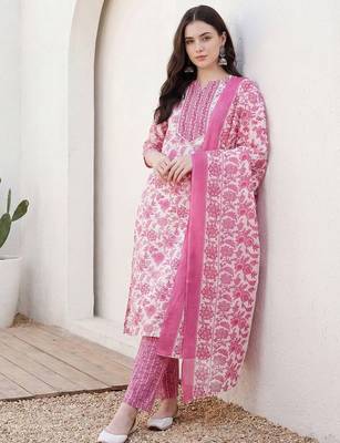 Women Floral Printed Regular Beads and Stones Kurta with Trousers & With Dupatta 2