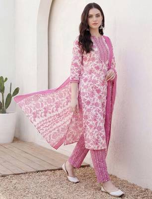 Women Floral Printed Regular Beads and Stones Kurta with Trousers & With Dupatta 4