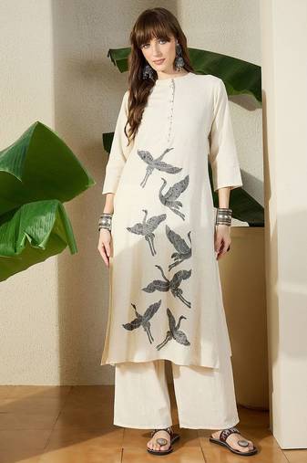 Women Birds Embroidered Thread Work Kurta With Palazzo Pant