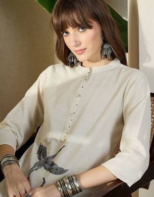Women Birds Embroidered Thread Work Kurta With Palazzo Pant 2