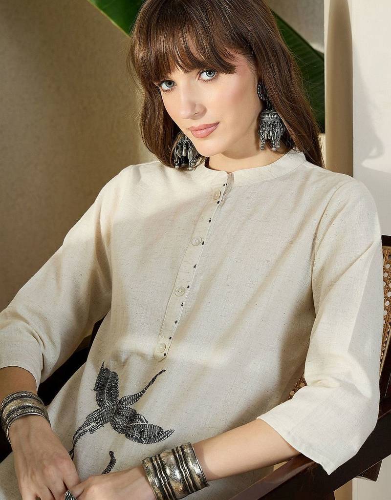 Women Birds Embroidered Thread Work Kurta With Palazzo Pant