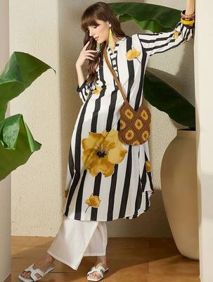 Women Striped Cotton A-Line Kurta with Trouser 1