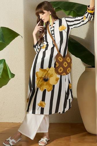 Women Striped Cotton A-Line Kurta with Trouser