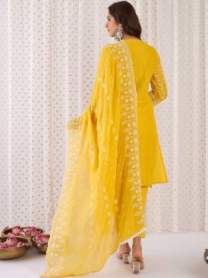 Women Ethnic Motifs Embroidered Regular Thread Work Pure Cotton Kurta with Trousers & With Dupatta 4
