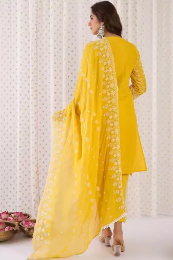 Women Ethnic Motifs Embroidered Regular Thread Work Pure Cotton Kurta with Trousers & With Dupatta