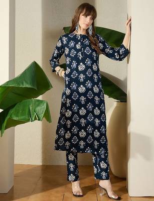 Women Ethnic Motifs Printed Regular Kurta with Trousers 1
