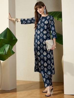 Women Ethnic Motifs Printed Regular Kurta with Trousers 5
