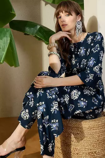 Women Ethnic Motifs Printed Regular Kurta with Trousers