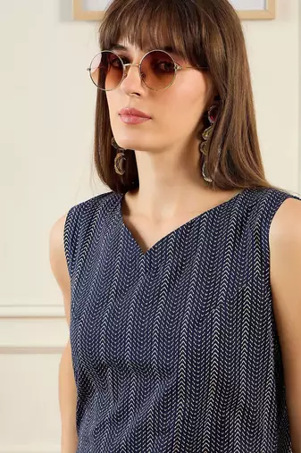 Geometric Printed V-Neck Pure Cotton Straight Kurta With Trousers