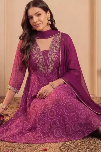 Women Ethnic Motifs Printed Regular Thread Work Kurta with Trousers & With Dupatta