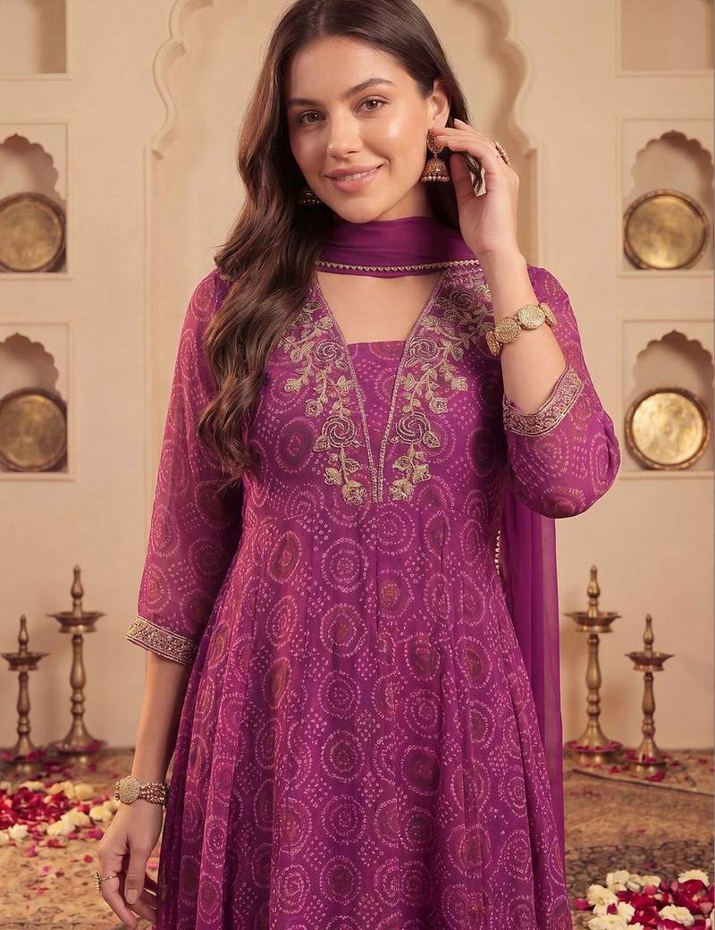 Women Ethnic Motifs Printed Regular Thread Work Kurta with Trousers & With Dupatta